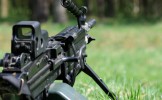Paris – il tire à l'arme lourde dans son jardin pour se détendre