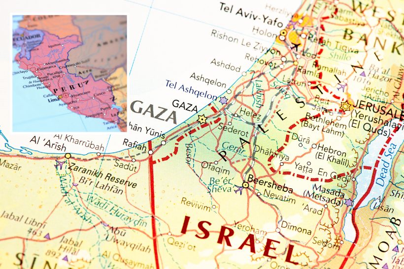 Pour gagner du temps, Israël annonce que l’aide humanitaire arrivera attachée à ses missiles