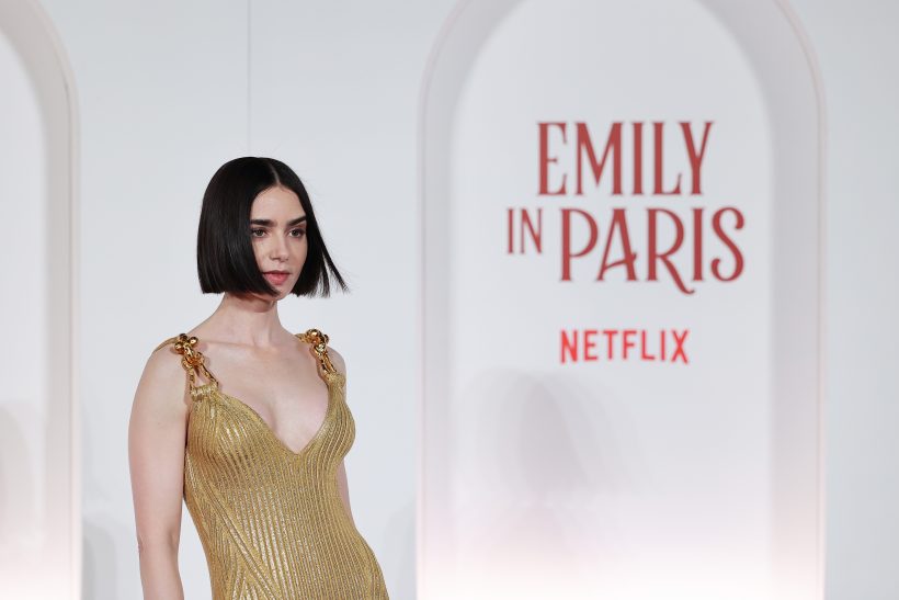 Emily in Paris Saison 5 – L’héroïne passera trois épisodes à la sous-préfecture pour renouveler son visa