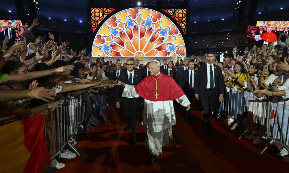 Emmanuel Macron remercie le Pape Léon XIV d’avoir géré « full-stack » son « kick-off meeting » spirituel