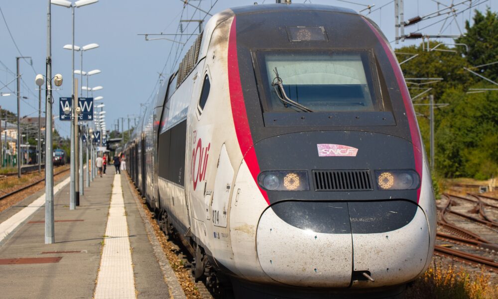 SNCF – Les démineurs font exploser par erreur un enfant oublié sur le quai